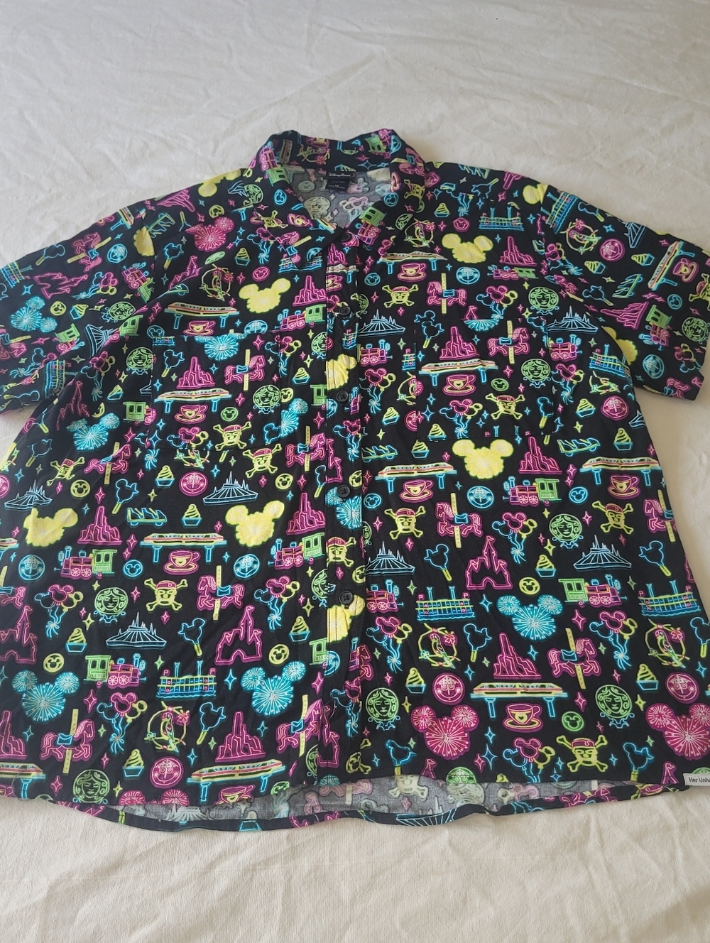Her Universe Disney Mainstreet Electric Parade Woven Button-Up Blouse 1X